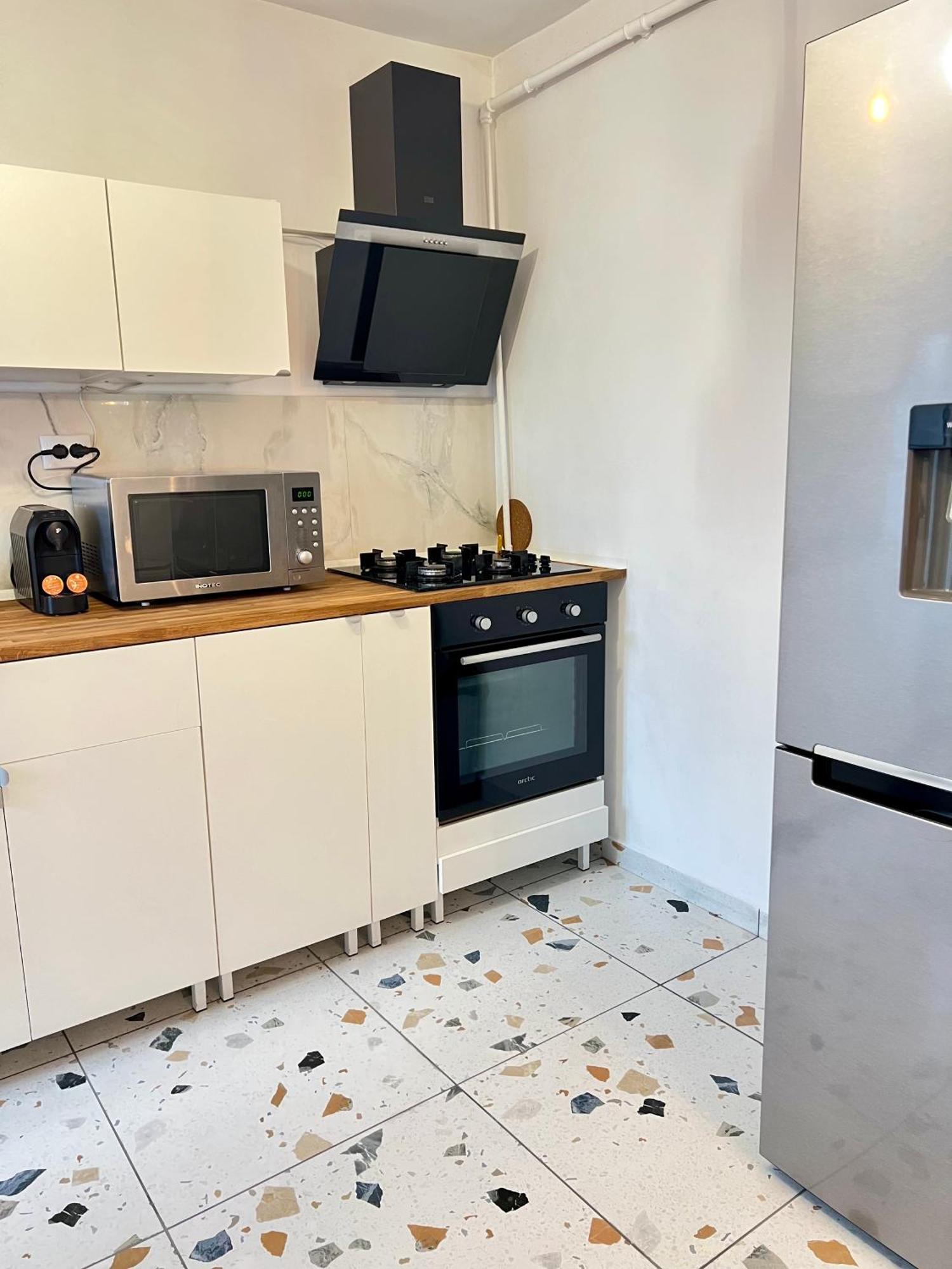 Old Town View- Ultracentral Apartment ترجوفيشت المظهر الخارجي الصورة